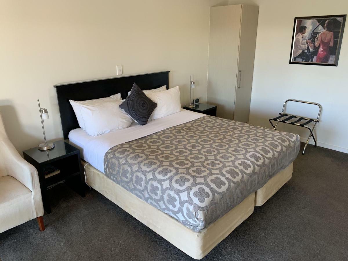 Salerno Motel Apartments Christchurch Bagian luar foto